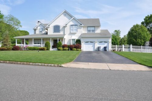 How to Boost Curb Appeal with Vinyl Siding Accessories