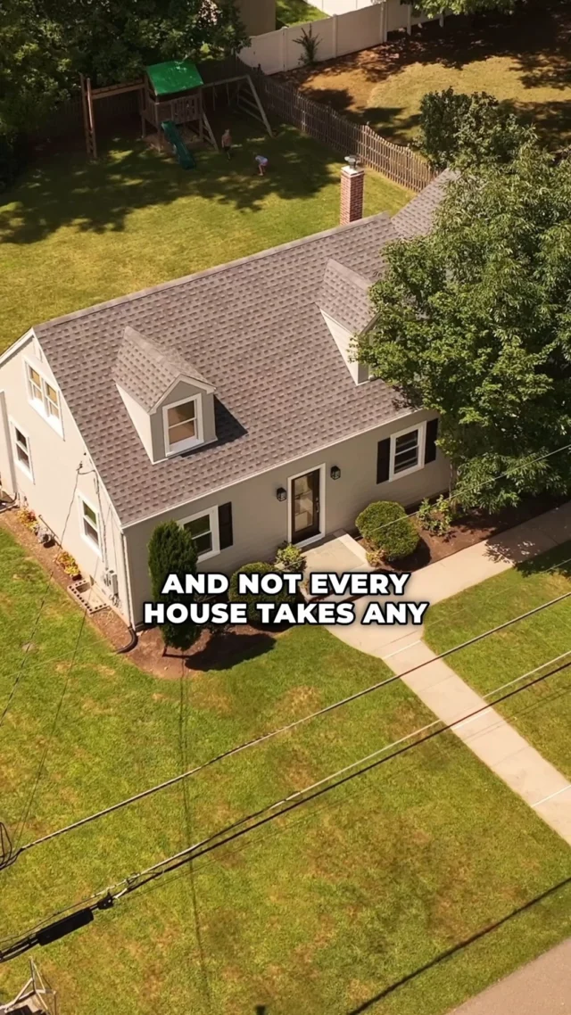 🎨 The right materials, the perfect colors—your home, your style. 🏡✨ #NJHomeExperts #SidingChoices